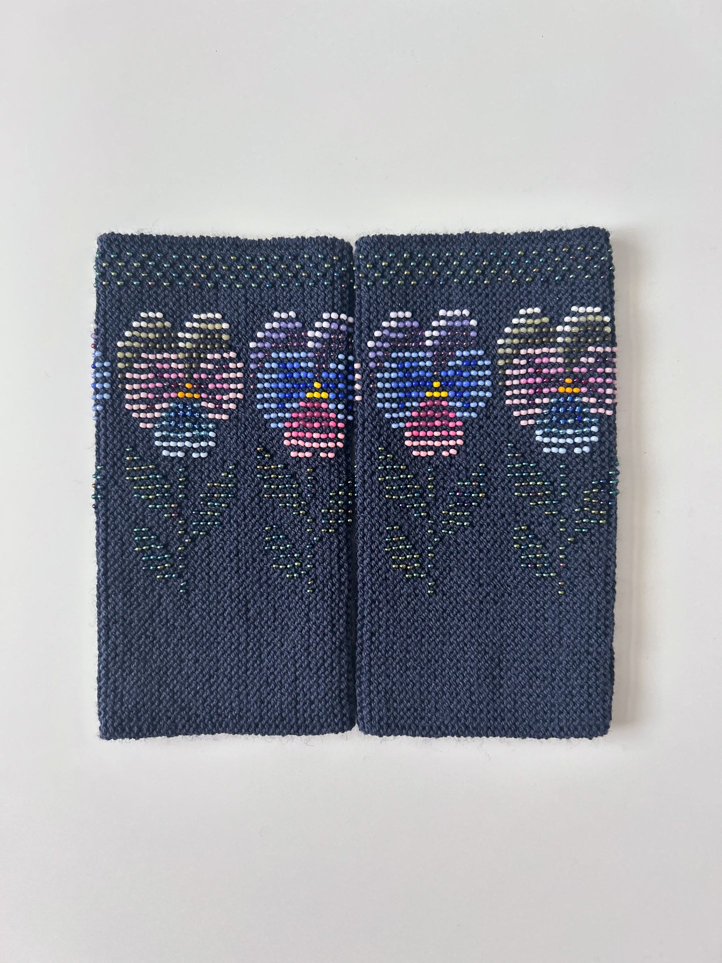 【即納】エターナルパンジー｜全3色｜手編みリストウォーマー