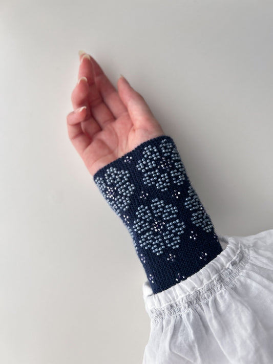 上下2way！ 【即納】サウレリア｜ネイビーブルー｜クリスタル入り手編みリストウォーマー