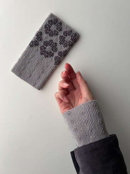 上下2way！ 【即納】サウレリア｜ウォームグレー｜クリスタル入り手編みリストウォーマー