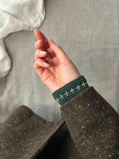 🇱🇹カラー【即納】ルミナフォーチュナ｜グリーン｜手編みリストウォーマー