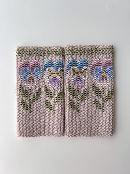 【即納】エターナルパンジー｜全3色｜手編みリストウォーマー