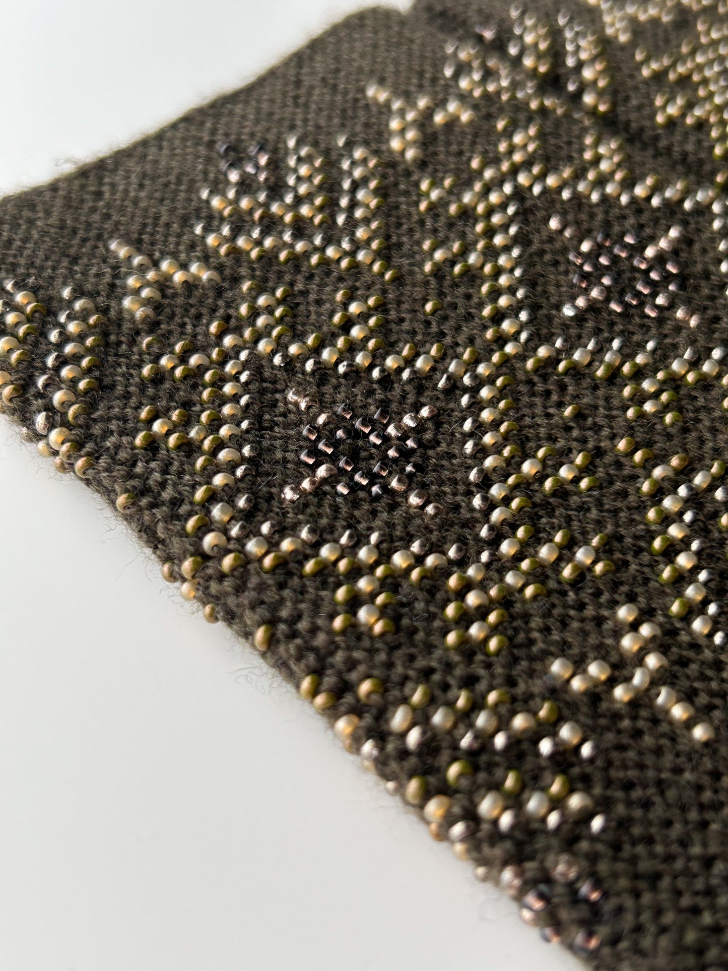 【即納】アストラルツリー｜カーキブラウン｜手編みリストウォーマー