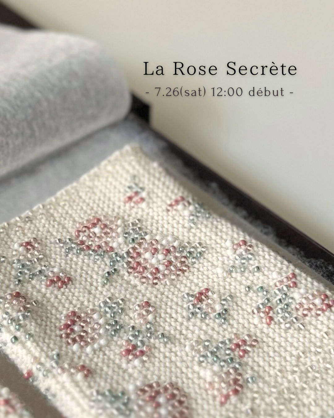 【Autumn受注製作】La Rose Secrète｜選べる2色｜手編みリストウォーマー