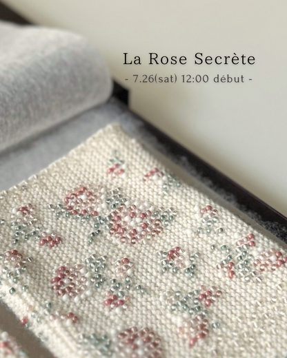 【Autumn受注製作】La Rose Secrète｜選べる2色｜手編みリストウォーマー