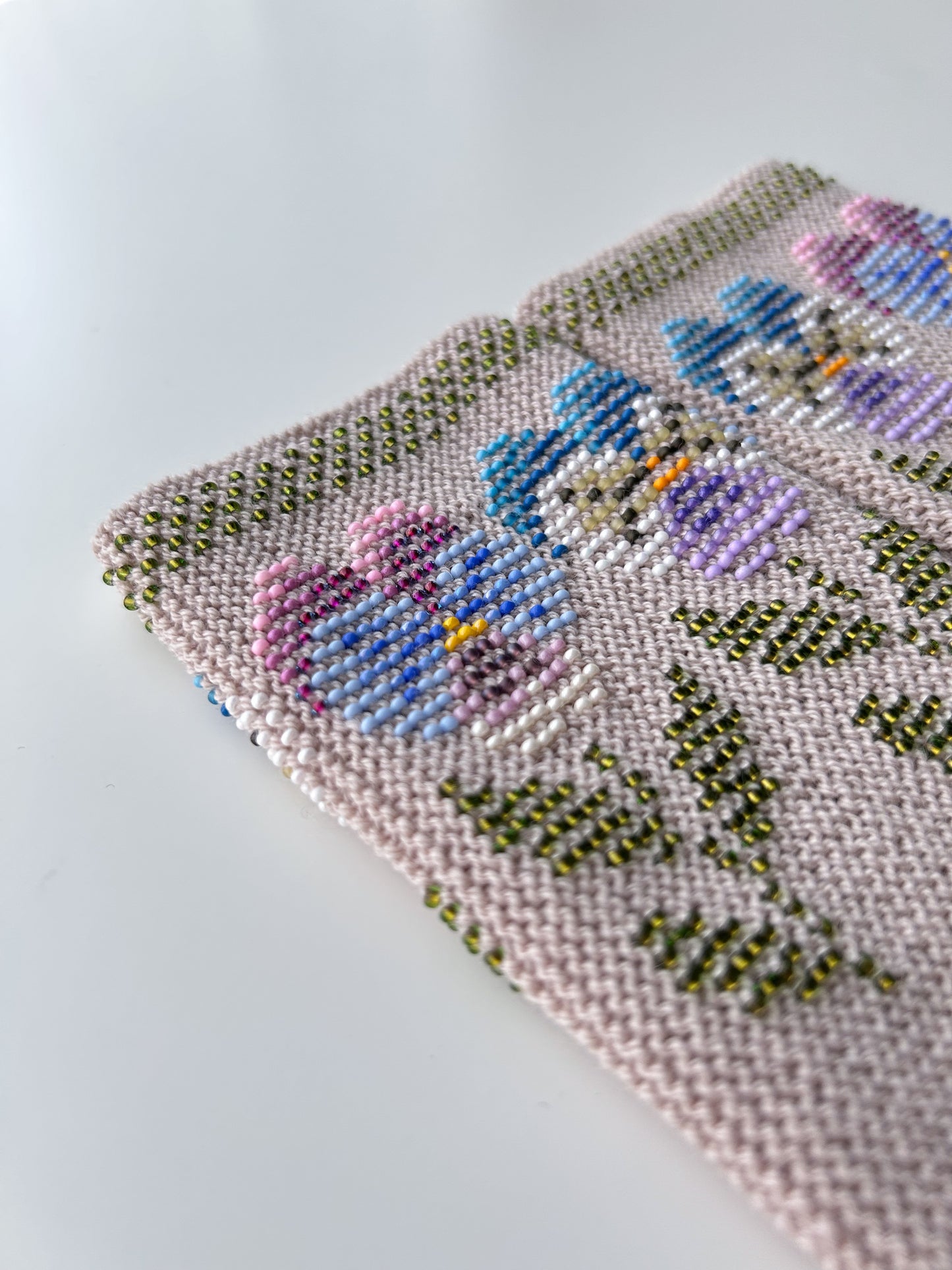 【即納】エターナルパンジー｜全3色｜手編みリストウォーマー